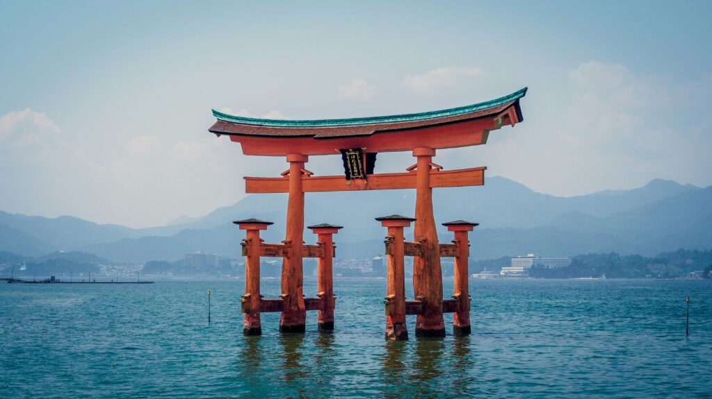 厳島神社