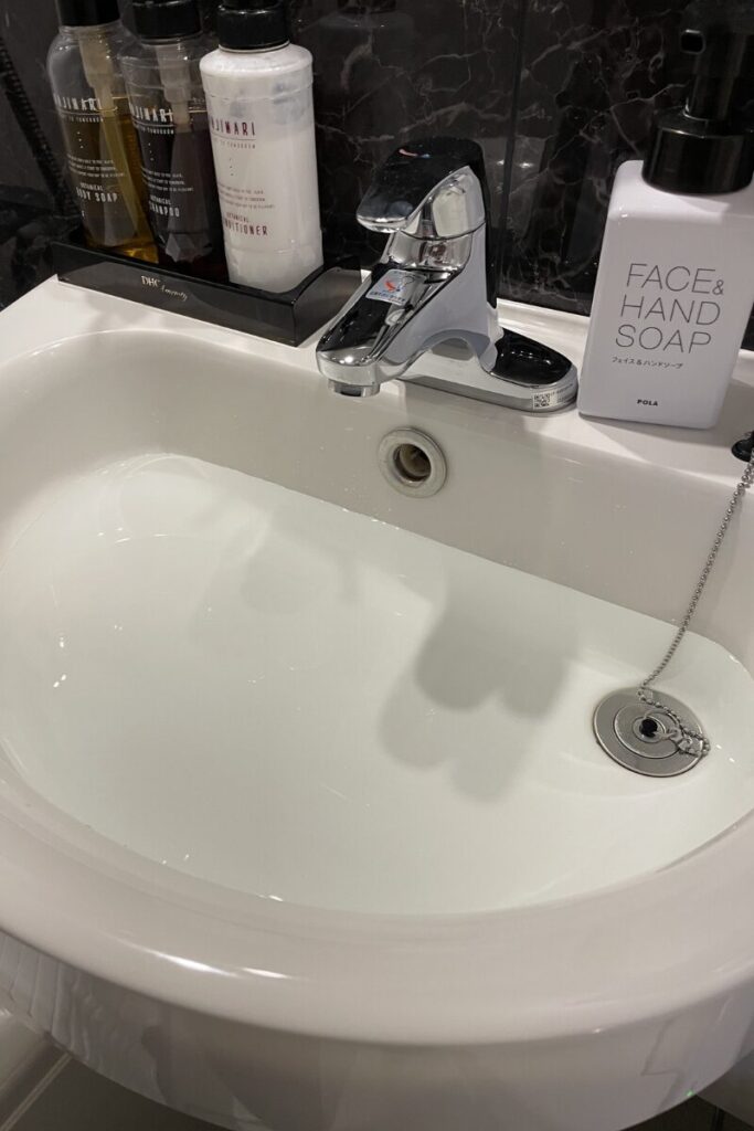 水を溜めた浴槽